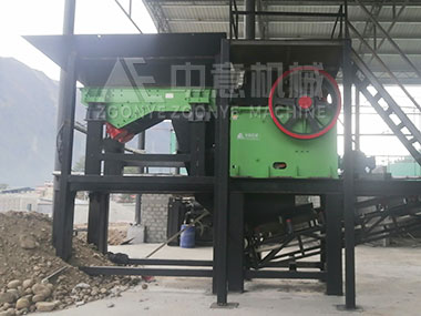 中意機(jī)械助力西藏建設(shè)，裝修垃圾處理設(shè)備安裝調(diào)試完成